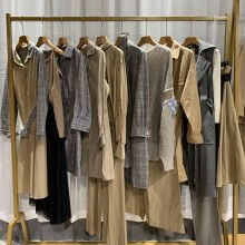 廣州市白云區石門慕語服裝經營部 一站式鞋帽批發專家